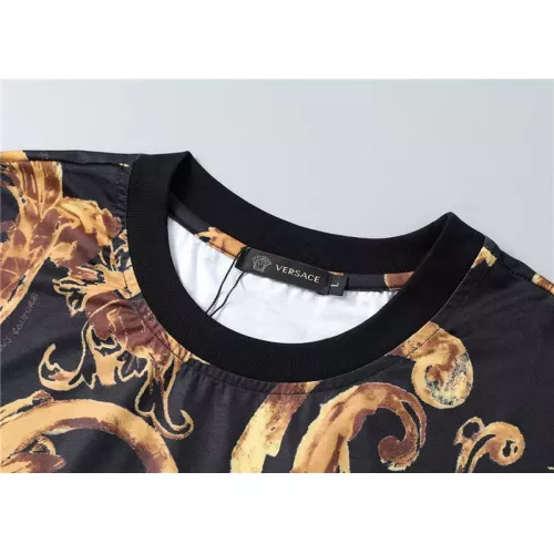 Cheap Versace Tracksuits Short Sleeved For Men #1298440 Replica Wholesale [$48.00 USD] [ITEM#1298440] on Replica Versace Tracksuits