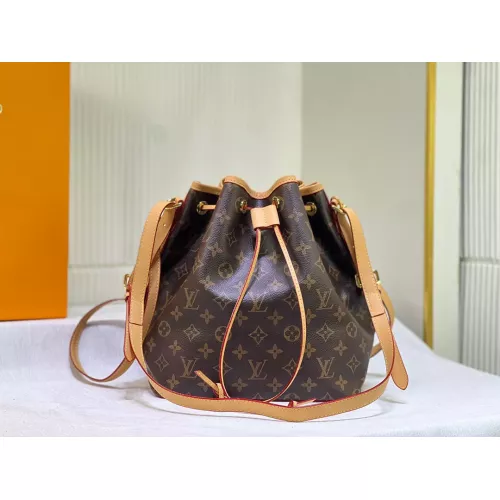 Louis Vuitton AAA Quality Messenger Bags For Women #1298556