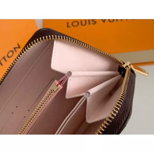 Cheap Louis Vuitton LV Wallets In Pink #1298814 Replica Wholesale [$29.00 USD] [ITEM#1298814] on Replica Louis Vuitton LV Wallets