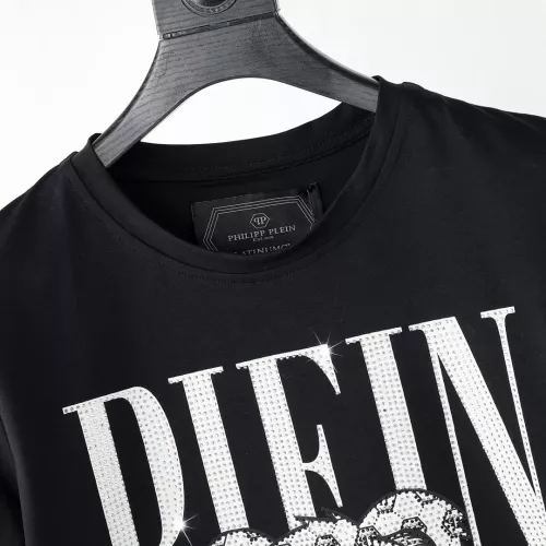 Cheap Philipp Plein PP T-Shirts Short Sleeved For Men #1299305 Replica Wholesale [$27.00 USD] [ITEM#1299305] on Replica Philipp Plein PP T-Shirts