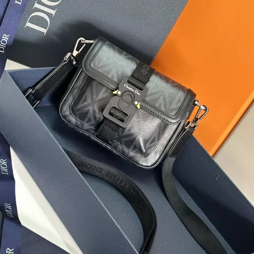 Christian Dior AAA Man Messenger Bags #1300423