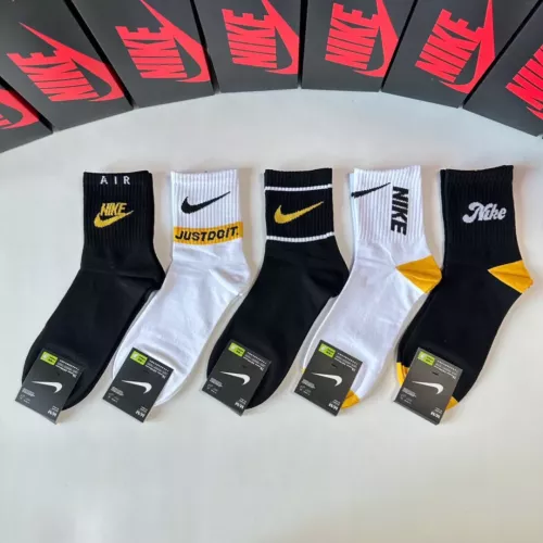 Cheap Nike Socks #1300586 Replica Wholesale [$29.00 USD] [ITEM#1300586] on Replica Nike Socks