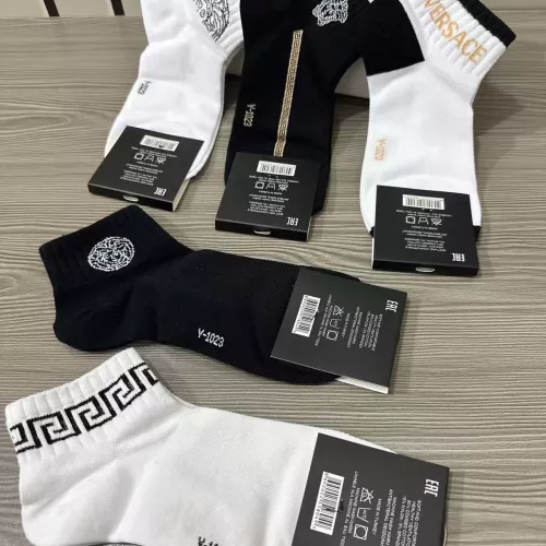 Cheap Versace Socks #1300601 Replica Wholesale [$25.00 USD] [ITEM#1300601] on Replica Versace Socks