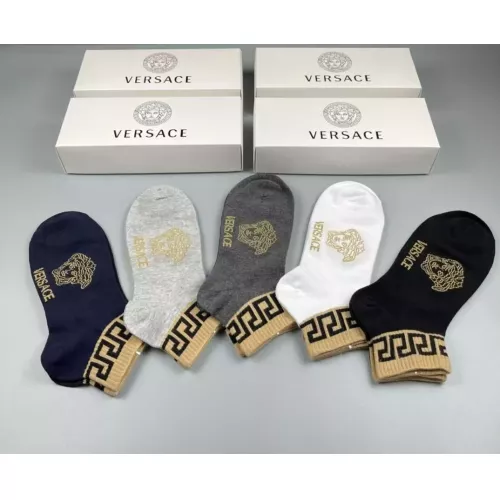 Cheap Versace Socks For Men #1300602 Replica Wholesale [$25.00 USD] [ITEM#1300602] on Replica Versace Socks