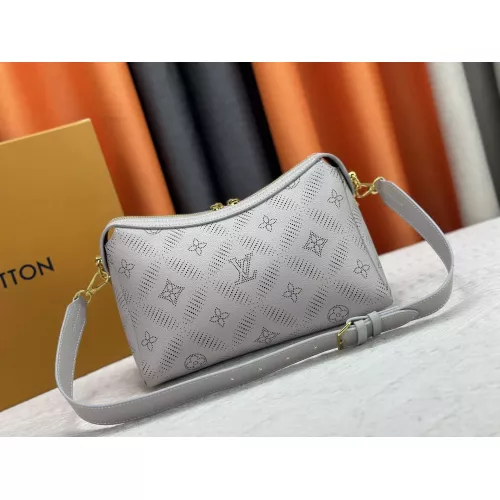 Cheap Louis Vuitton AAA Quality Messenger Bags For Women #1300894 Replica Wholesale [$88.00 USD] [ITEM#1300894] on Replica Louis Vuitton AAA Quality Messenger Bags