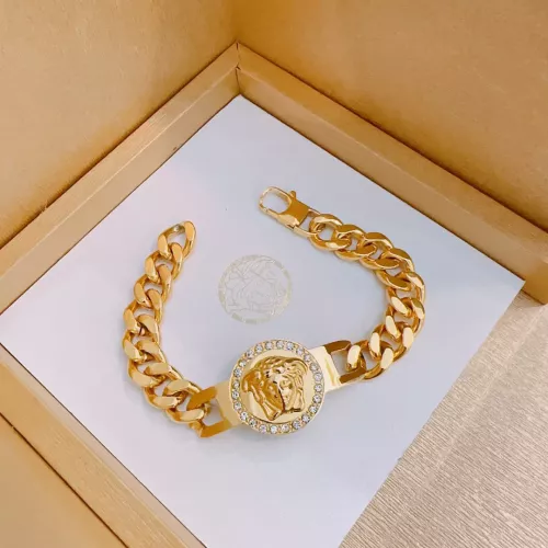 Cheap Versace Bracelets #1300961 Replica Wholesale [$52.00 USD] [ITEM#1300961] on Replica Versace Bracelets