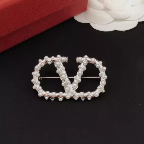 Cheap Valentino Brooches For Women #1301285 Replica Wholesale [$32.00 USD] [ITEM#1301285] on Replica Valentino Brooches