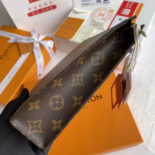 Cheap Louis Vuitton AAA Quality Wallets For Women #1301293 Replica Wholesale [$68.00 USD] [ITEM#1301293] on Replica Louis Vuitton AAA+ Quality Wallets