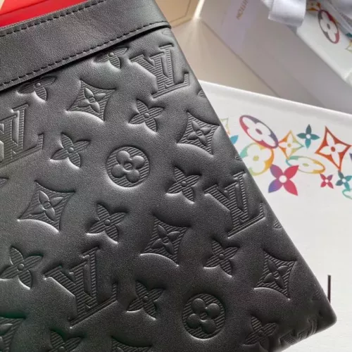 Cheap Louis Vuitton AAA Quality Wallets #1301306 Replica Wholesale [$108.00 USD] [ITEM#1301306] on Replica Louis Vuitton AAA+ Quality Wallets