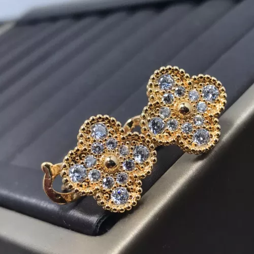 Cheap Van Cleef &amp; Arpels Earrings For Women #1301571 Replica Wholesale [$32.00 USD] [ITEM#1301571] on Replica Van Cleef &amp; Arpels Earrings