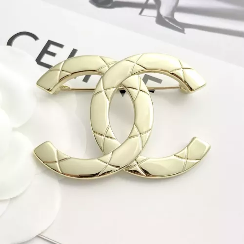 Chanel Brooches For Women #1301607