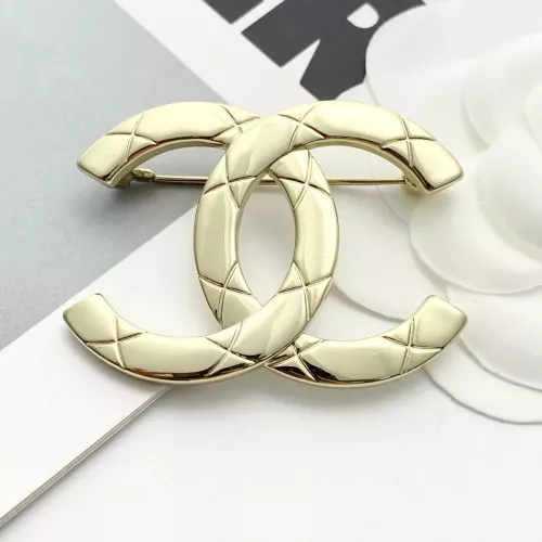 Cheap Chanel Brooches For Women #1301607 Replica Wholesale [$29.00 USD] [ITEM#1301607] on Replica Chanel Brooches