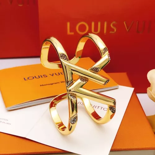 Louis Vuitton LV Bracelets #1301810