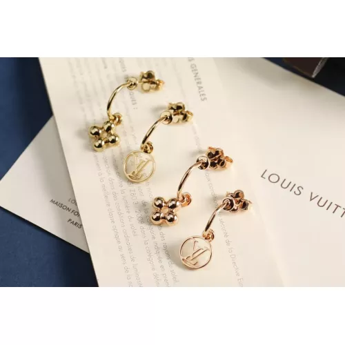 Cheap Louis Vuitton Earrings For Women #1301899 Replica Wholesale [$32.00 USD] [ITEM#1301899] on Replica Louis Vuitton Earrings