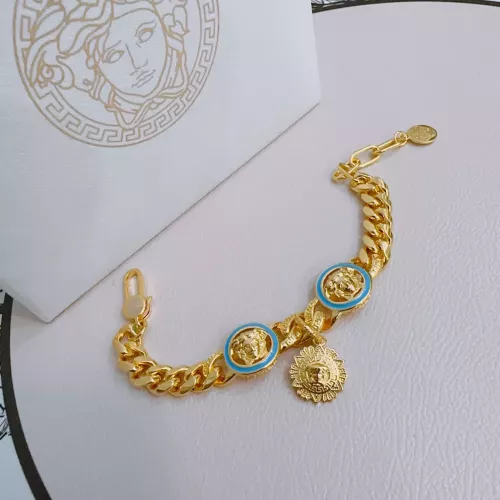 Cheap Versace Bracelets #1302161 Replica Wholesale [$60.00 USD] [ITEM#1302161] on Replica Versace Bracelets