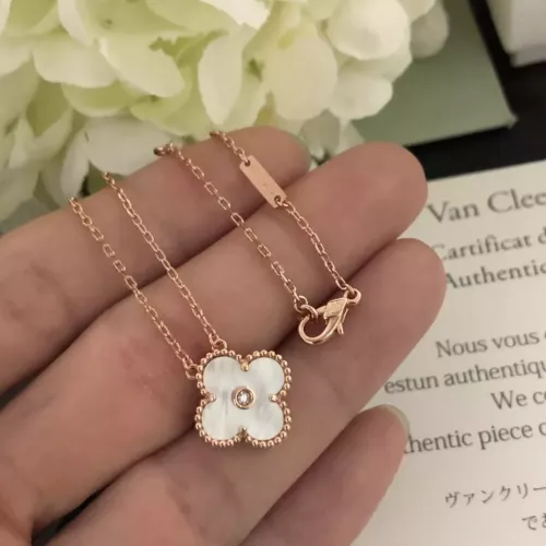 Cheap Van Cleef &amp; Arpels Necklaces For Women #1302268 Replica Wholesale [$25.00 USD] [ITEM#1302268] on Replica Van Cleef &amp; Arpels Necklaces