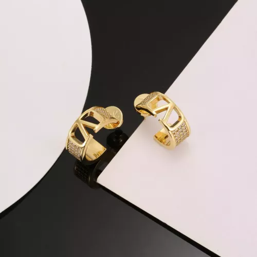 Cheap Valentino Earrings For Women #1302389 Replica Wholesale [$27.00 USD] [ITEM#1302389] on Replica Valentino Earrings