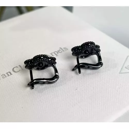 Cheap Van Cleef &amp; Arpels Earrings For Women #1302528 Replica Wholesale [$52.00 USD] [ITEM#1302528] on Replica Van Cleef &amp; Arpels Earrings