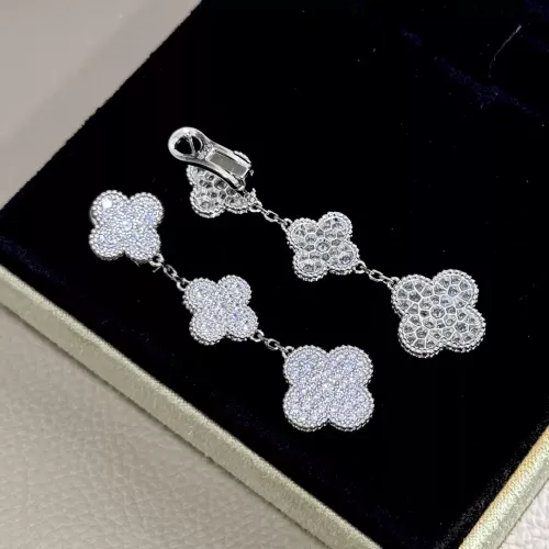 Cheap Van Cleef &amp; Arpels Earrings For Women #1302529 Replica Wholesale [$42.00 USD] [ITEM#1302529] on Replica Van Cleef &amp; Arpels Earrings