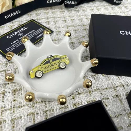 Cheap Chanel Brooches For Women #1302604 Replica Wholesale [$36.00 USD] [ITEM#1302604] on Replica Chanel Brooches