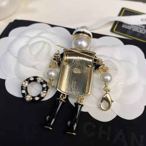 Cheap Chanel Brooches For Women #1302616 Replica Wholesale [$39.00 USD] [ITEM#1302616] on Replica Chanel Brooches