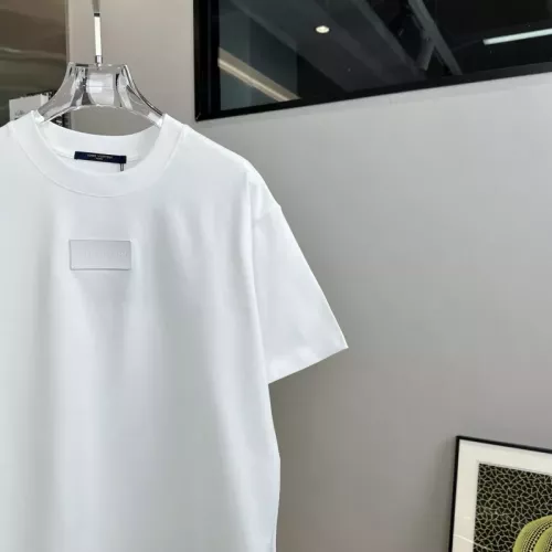 Cheap Louis Vuitton LV T-Shirts Short Sleeved For Unisex #1302673 Replica Wholesale [$41.00 USD] [ITEM#1302673] on Replica Louis Vuitton LV T-Shirts