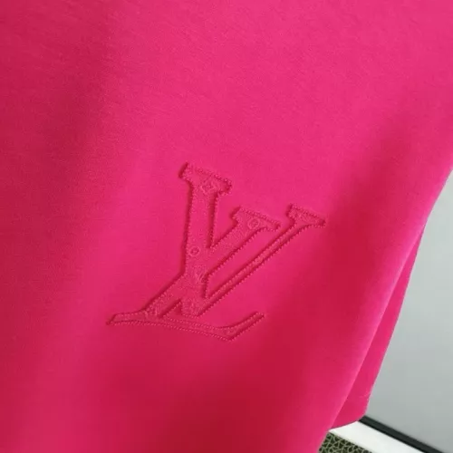 Cheap Louis Vuitton LV T-Shirts Short Sleeved For Unisex #1302677 Replica Wholesale [$41.00 USD] [ITEM#1302677] on Replica Louis Vuitton LV T-Shirts