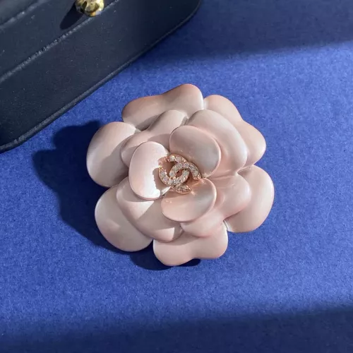 Cheap Chanel Brooches For Women #1302733 Replica Wholesale [$29.00 USD] [ITEM#1302733] on Replica Chanel Brooches