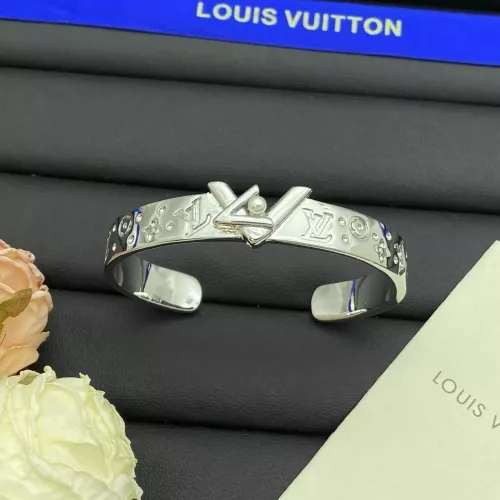 Louis Vuitton LV Bracelets #1302835