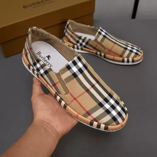 Cheap Burberry Casual Shoes For Men #1303163 Replica Wholesale [$76.00 USD] [ITEM#1303163] on Replica Burberry Casual Shoes