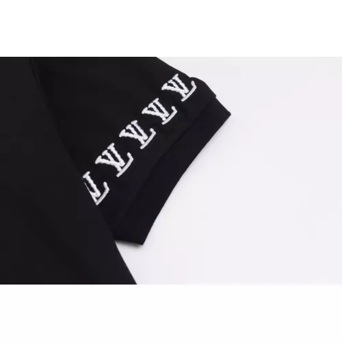 Cheap Louis Vuitton LV T-Shirts Short Sleeved For Men #1303170 Replica Wholesale [$41.00 USD] [ITEM#1303170] on Replica Louis Vuitton LV T-Shirts