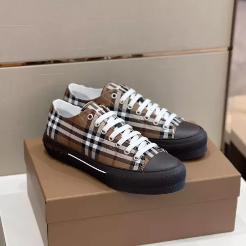 Burberry Casual Shoes For Men #1303473