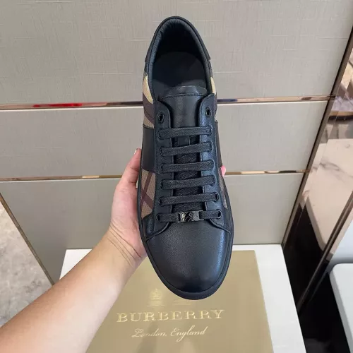 Cheap Burberry Casual Shoes For Men #1303474 Replica Wholesale [$72.00 USD] [ITEM#1303474] on Replica Burberry Casual Shoes