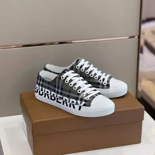 Burberry Casual Shoes For Men #1303476