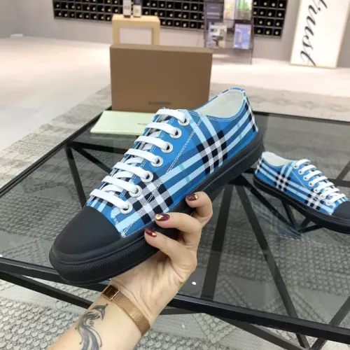 Cheap Burberry Casual Shoes For Men #1303522 Replica Wholesale [$82.00 USD] [ITEM#1303522] on Replica Burberry Casual Shoes