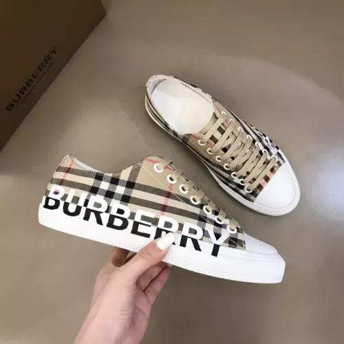 Cheap Burberry Casual Shoes For Men #1303550 Replica Wholesale [$82.00 USD] [ITEM#1303550] on Replica Burberry Casual Shoes