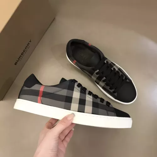 Cheap Burberry Casual Shoes For Men #1303592 Replica Wholesale [$72.00 USD] [ITEM#1303592] on Replica Burberry Casual Shoes