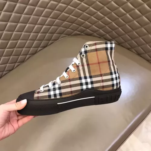 Cheap Burberry High Tops Shoes For Men #1303596 Replica Wholesale [$82.00 USD] [ITEM#1303596] on Replica Burberry High Tops Shoes