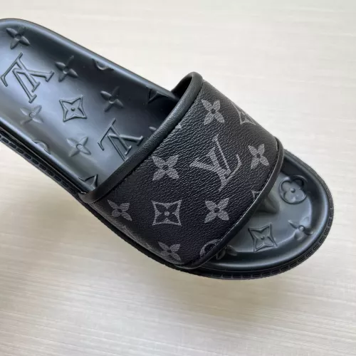 Cheap Louis Vuitton Slippers For Men #1303743 Replica Wholesale [$56.00 USD] [ITEM#1303743] on Replica Louis Vuitton Slippers