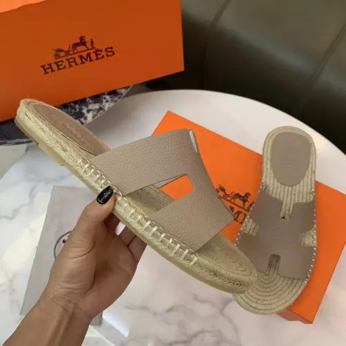 Cheap Hermes Slippers For Men #1304001 Replica Wholesale [$60.00 USD] [ITEM#1304001] on Replica Hermes Slippers