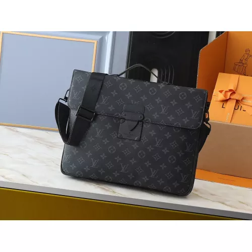 Louis Vuitton AAA Man Messenger Bags #1305029