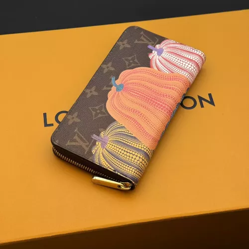 Louis Vuitton LV Wallets #1305040