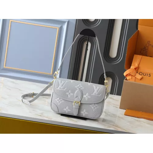 Louis Vuitton Messenger Bags For Women #1305575