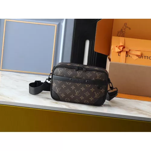 Louis Vuitton Messenger Bags For Unisex #1305592