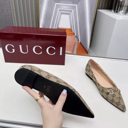 Cheap Gucci Flat Shoes For Women #1305704 Replica Wholesale [$96.00 USD] [ITEM#1305704] on Replica Gucci Flat Shoes