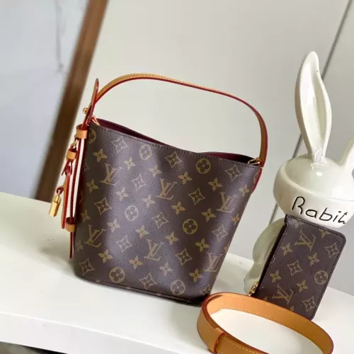 Louis Vuitton AAA Quality Messenger Bags For Women #1306003