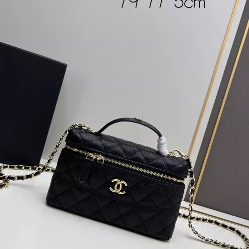 Chanel AAA Quality Messenger Bags For Women #1306039