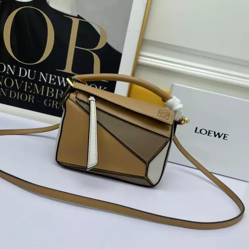 LOEWE AAA Quality Messenger Bags For Women #1306459