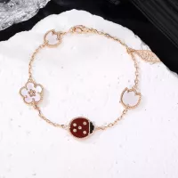 Cheap Van Cleef &amp; Arpels Bracelets For Women #1301534 Replica Wholesale [$34.00 USD] [ITEM#1301534] on Replica Van Cleef &amp; Arpels Bracelets