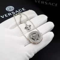 Cheap Versace Bracelets #1302446 Replica Wholesale [$25.00 USD] [ITEM#1302446] on Replica Versace Bracelets